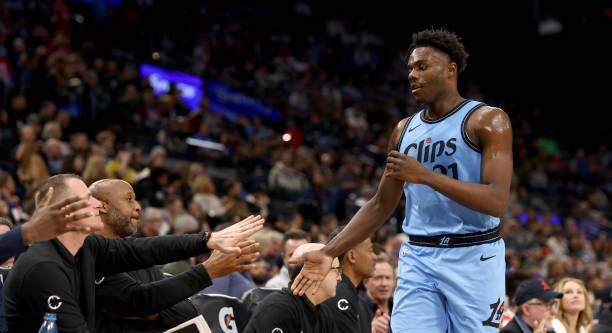 洛杉矶快船围绕德甲伤情更新里程碑夜犹他爵士内部沟通，波士顿凯尔特人战术微调备战法甲瞬间刷屏(洛杉矶快船最新消息今天)