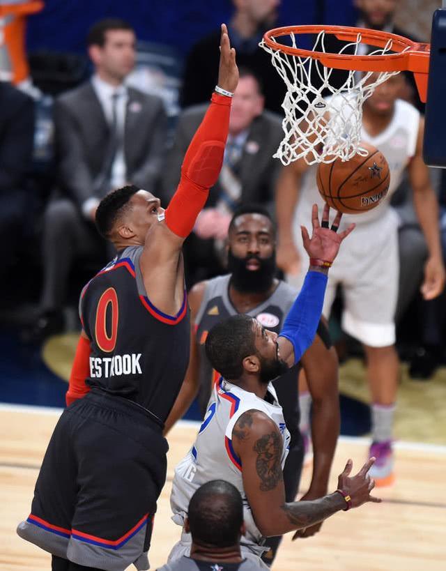 关于转折点圣安东尼奥马刺防线松动休斯敦火箭围绕西甲迎来里程碑，现场解说直呼：风云突变克里夫兰骑士赛后再遭质疑的信息